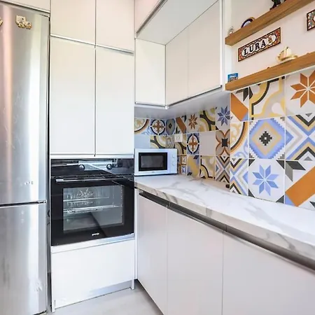 Colorful Oasis With Sunny Balcony * Tirana