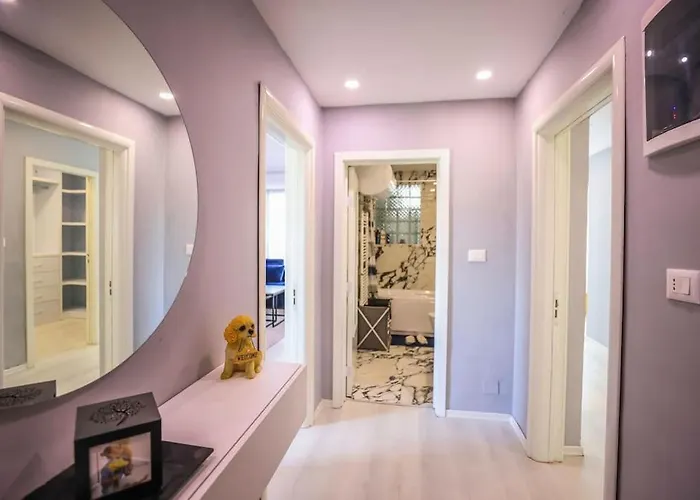 Colorful Oasis With Sunny Balcony تيرانا