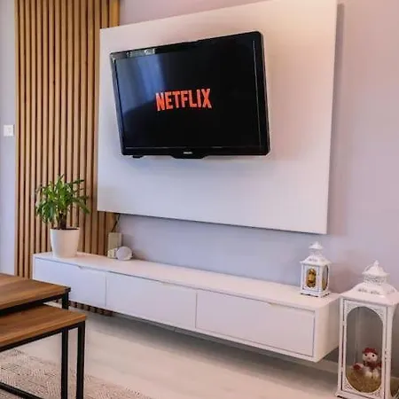 Colorful Oasis With Sunny Balcony